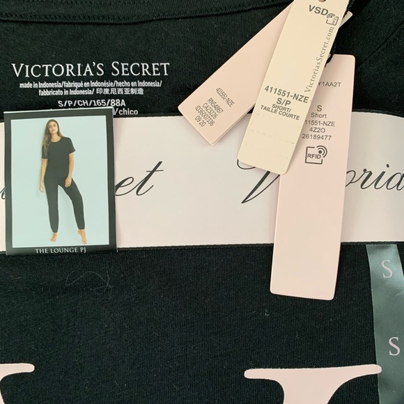 Victoria ’s Secret Flannel Lounge Pj Set! - Picture 3 of 4